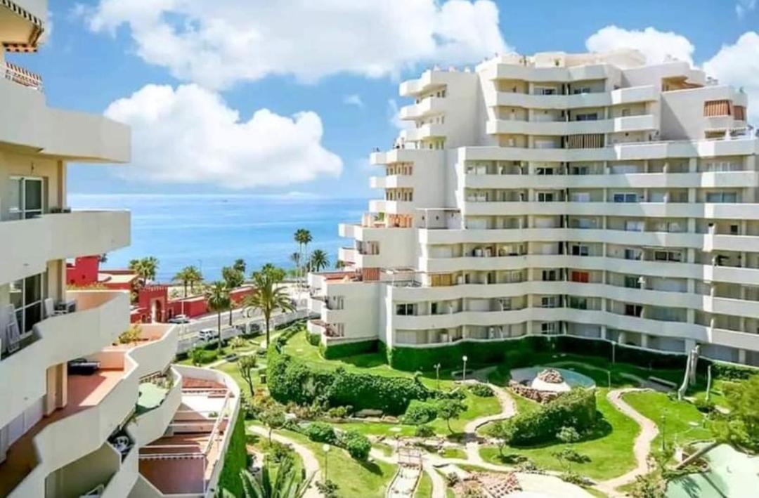 El Estudio De La Playa Benalbeach Holidays Paradise Benalmadena Luaran gambar