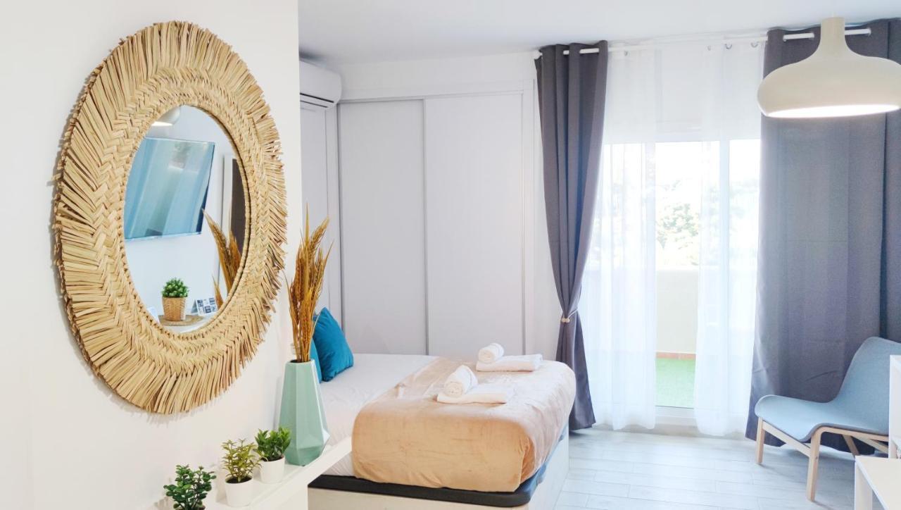 El Estudio De La Playa Benalbeach Holidays Paradise Benalmadena Luaran gambar