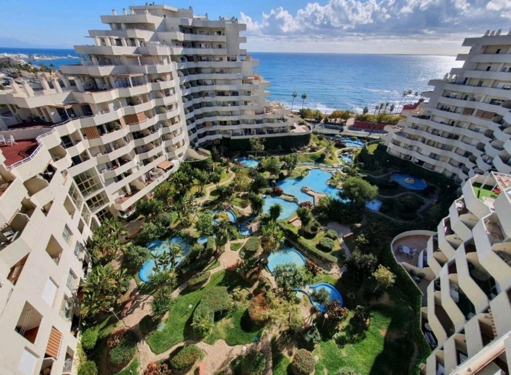 El Estudio De La Playa Benalbeach Holidays Paradise Benalmadena Luaran gambar