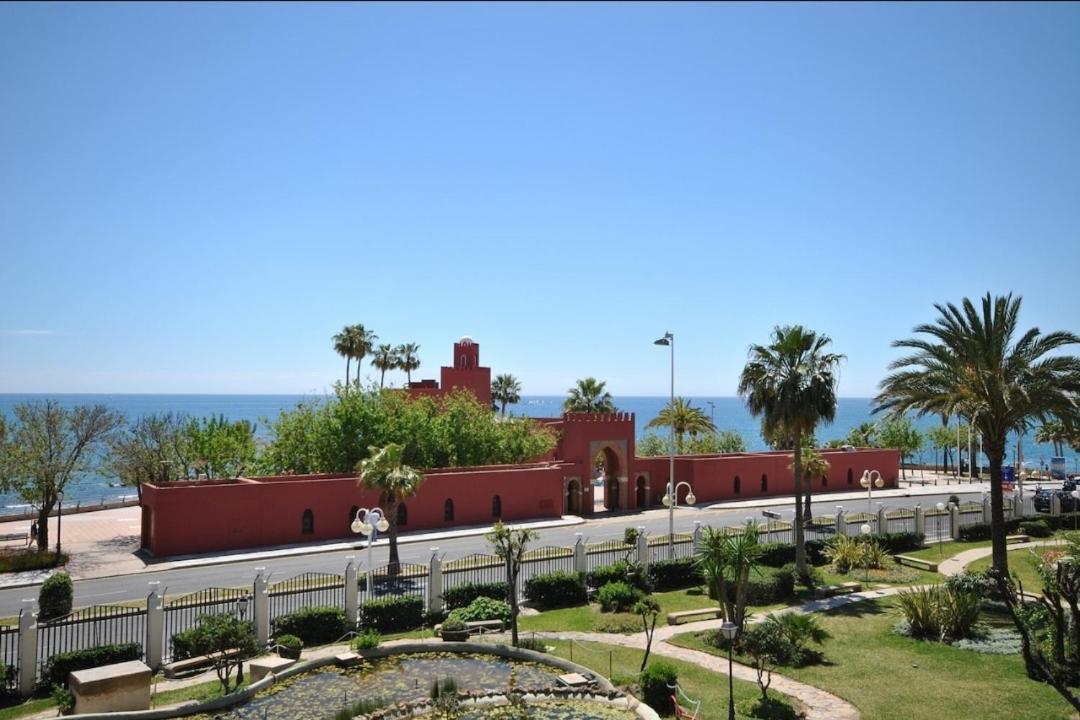 El Estudio De La Playa Benalbeach Holidays Paradise Benalmadena Luaran gambar